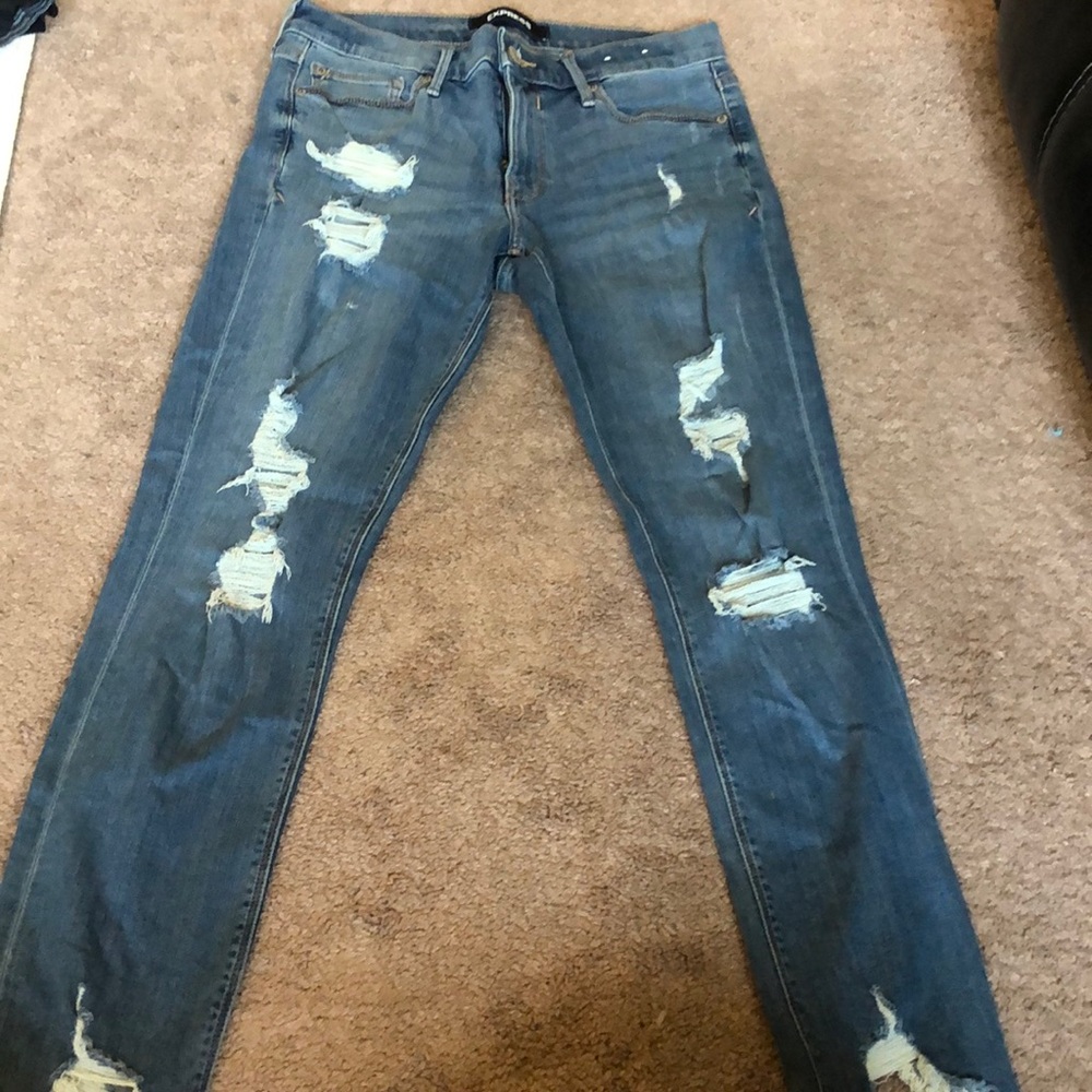 Excellent used condition Express distress jeans.